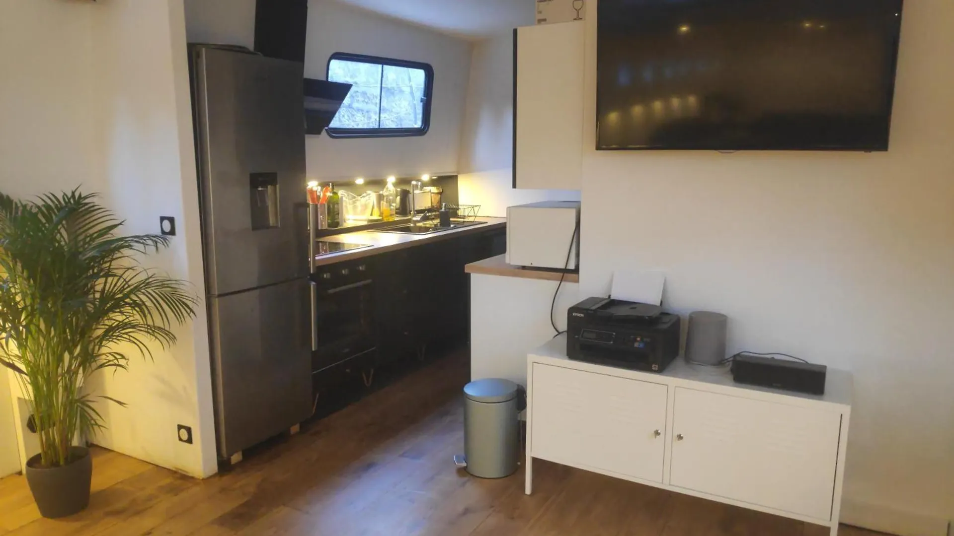 Parisiandaydreamhouseboat Apartamento  Paris